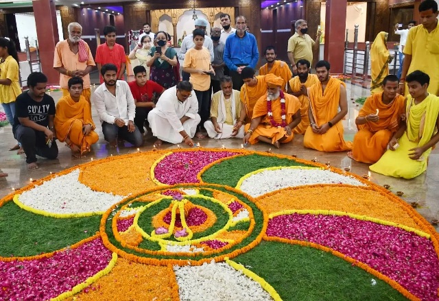 Karpatr Prakatotsav in Dharmsangh Varanasi2